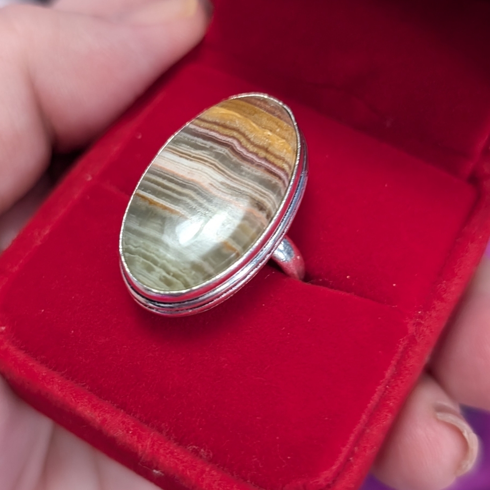 Vintage Handmade Green 💚 Banded Onyx Gemstone 💎 In 925 Sterling Silver Size 7
